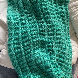 Handmade Bulky Sea Foam Scarf